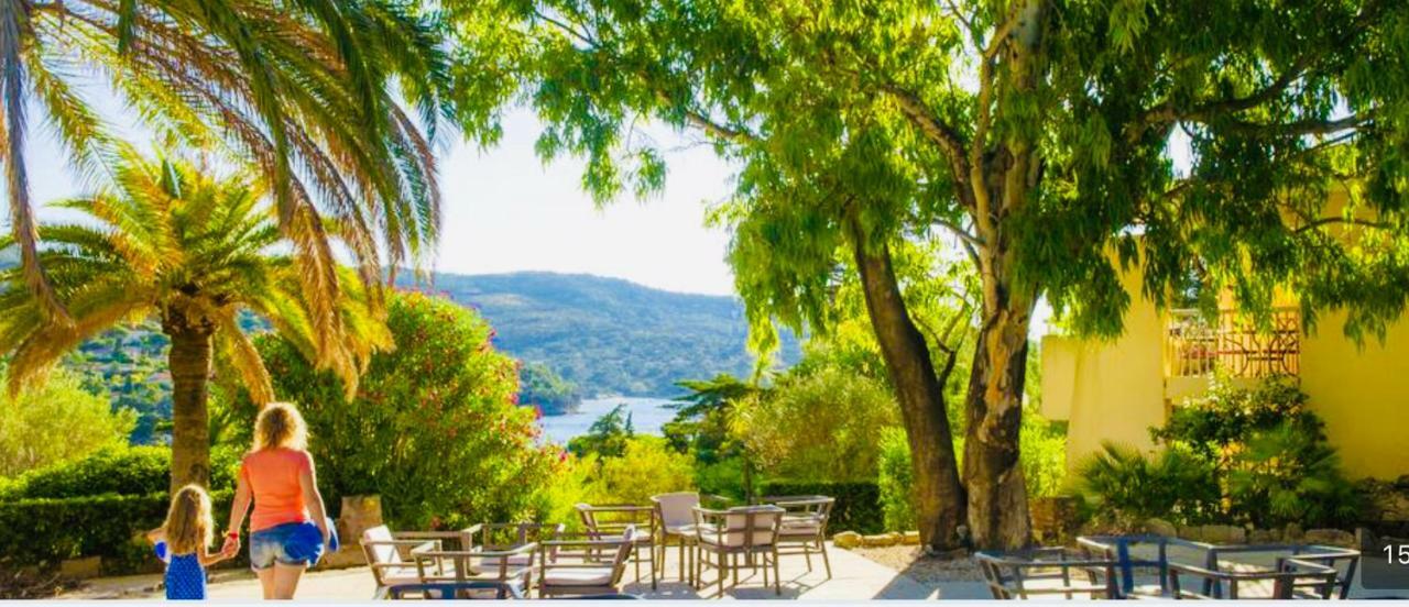 Mazet « Domaine De La Pinede » Διαμέρισμα Le Lavandou Εξωτερικό φωτογραφία